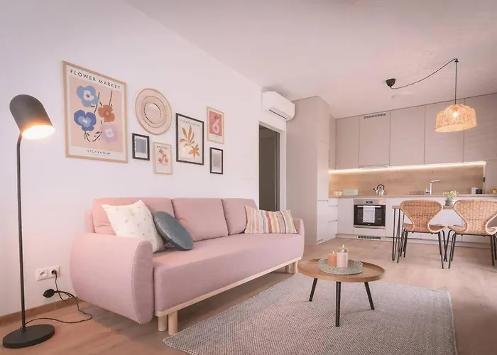 Novy Stylovy Byt, Blizko Letiska *